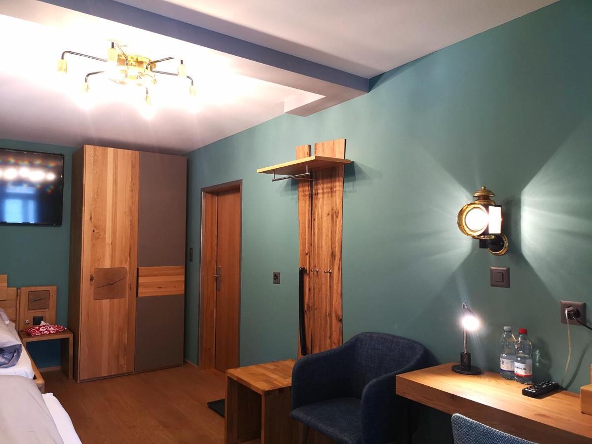 Gasthof Zur Buendte Jenins Екстер'єр фото